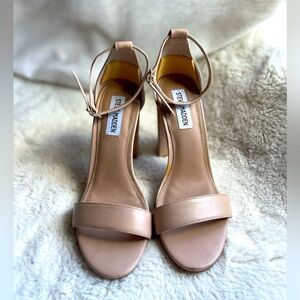 Steve Madden Carrson blush leather sandals